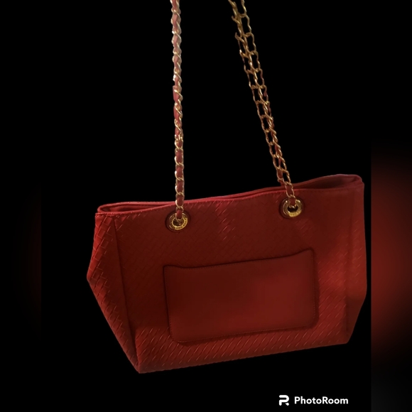 Vera woven cherry colored bag - Picture 2 of 5